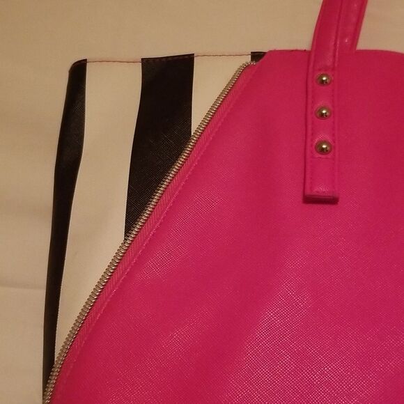 Juicy Couture bag - Picture 3 of 12